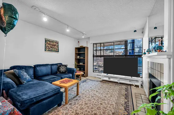 301 1340 Duchess Avenue, West Vancouver For Sale - image 4