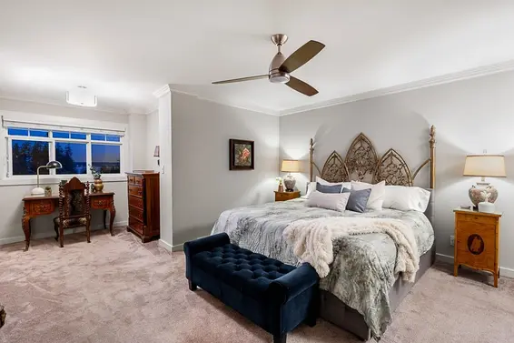 1075 Esplanade Avenue, West Vancouver For Sale - image 16
