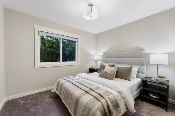 1075 Esplanade Avenue, West Vancouver For Sale - image 21