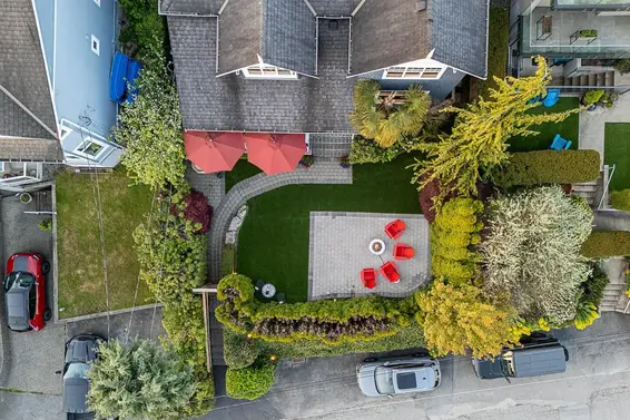 1075 Esplanade Avenue, West Vancouver For Sale - image 31