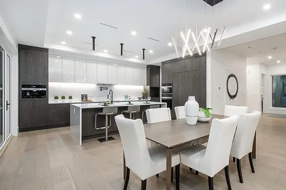 732 East 11th Street, North Vancouver For Sale - image 10