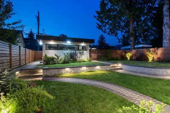 732 East 11th Street, North Vancouver For Sale - image 33