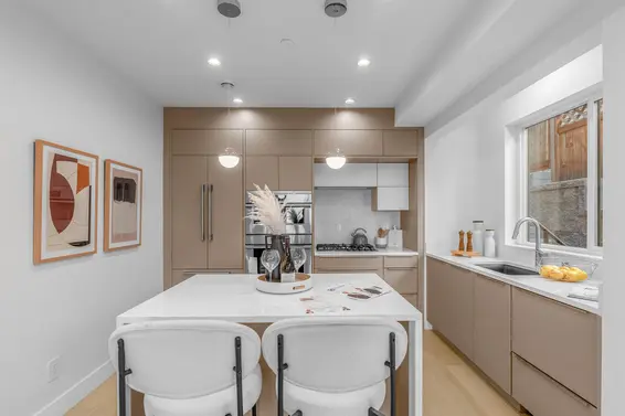 1 434 East 1st Street, North Vancouver For Sale - image 12