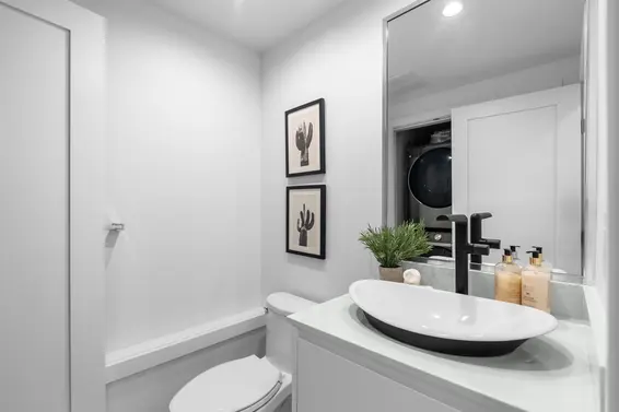 1 434 East 1st Street, North Vancouver For Sale - image 16