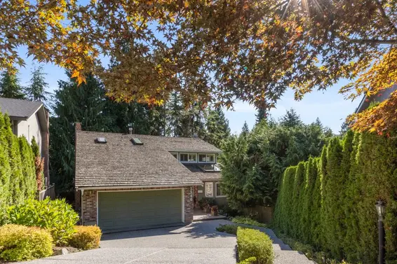 5540 Deerhorn Place, North Vancouver