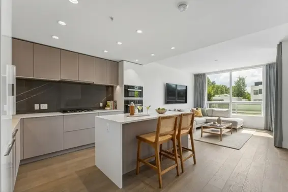 202 1675 Lions Gate Lane, Vancouver For Sale - image 5
