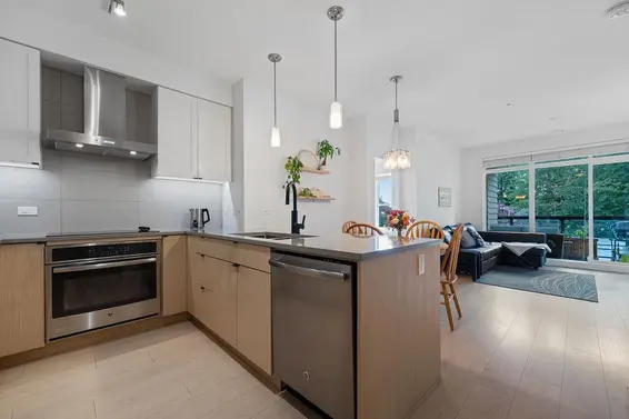 303 3205 Mountain Highway, North Vancouver For Sale - image 6