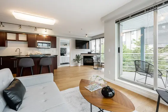 410 122 East 3Rd Street, North Vancouver For Sale - image 14