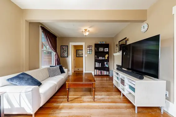 264 West Queens Road, North Vancouver For Sale - image 7