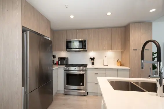 TH13 108 East 8th Street, North Vancouver For Sale - image 17
