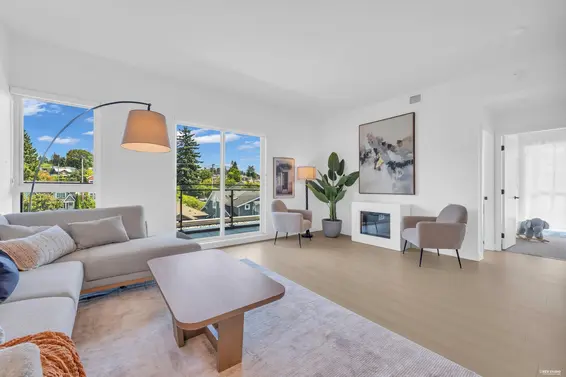 510 422 East 3rd Street, North Vancouver For Sale - image 5