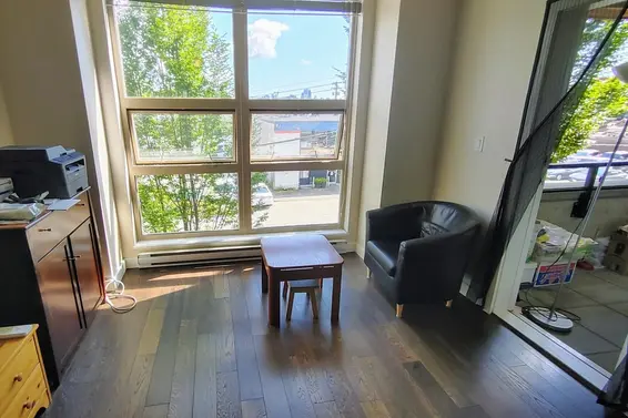 209 1182 West 16th Street, North Vancouver
