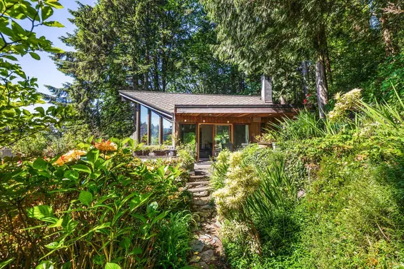 2501 Panorama Drive, North Vancouver