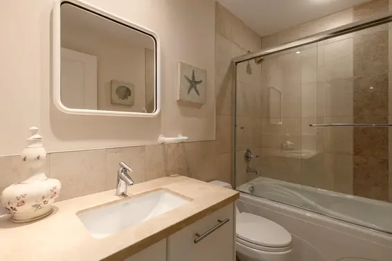 3681 Henderson Avenue, North Vancouver For Sale - image 27