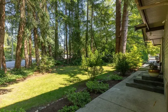 3681 Henderson Avenue, North Vancouver For Sale - image 3