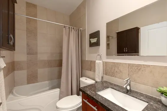 3681 Henderson Avenue, North Vancouver For Sale - image 34