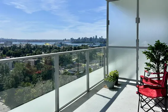 1903 200 Klahanie Court, West Vancouver