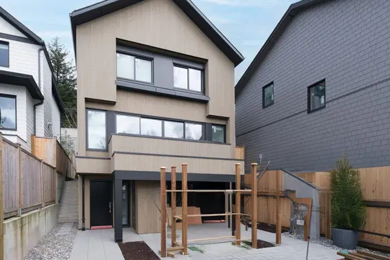 1119 East Keith Road, North Vancouver For Sale - image 17