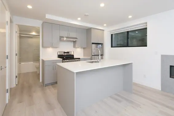 1119 East Keith Road, North Vancouver For Sale - image 30