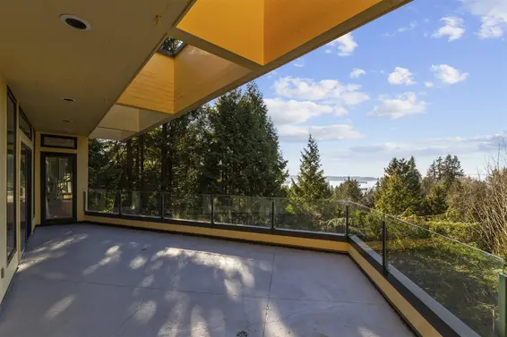 2780 Rosebery Avenue, West Vancouver For Sale - image 29