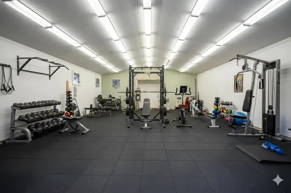 2266 Swinburne Avenue, North Vancouver For Sale - image 19