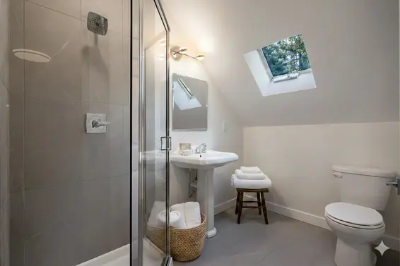 2266 Swinburne Avenue, North Vancouver For Sale - image 28