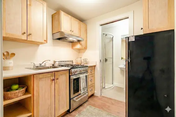 2266 Swinburne Avenue, North Vancouver For Sale - image 32