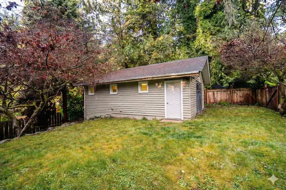 2266 Swinburne Avenue, North Vancouver For Sale - image 36