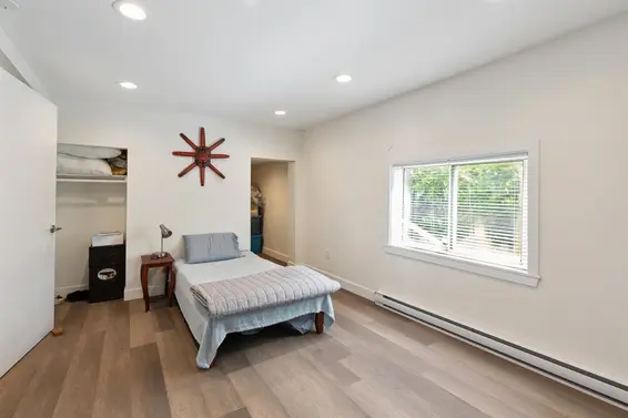 1386 Tatlow Avenue, North Vancouver For Sale - image 13