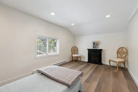 1386 Tatlow Avenue, North Vancouver For Sale - image 14