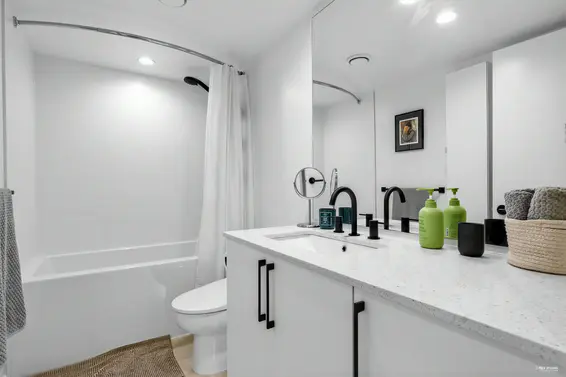 162 565 East 2nd Street, North Vancouver For Sale - image 20