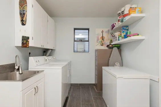 2102 Kirkstone Place, North Vancouver For Sale - image 24