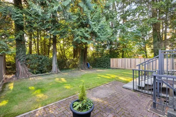 2102 Kirkstone Place, North Vancouver For Sale - image 35