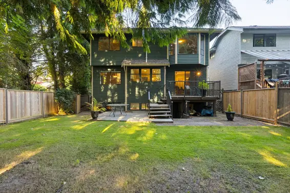 2102 Kirkstone Place, North Vancouver For Sale - image 37
