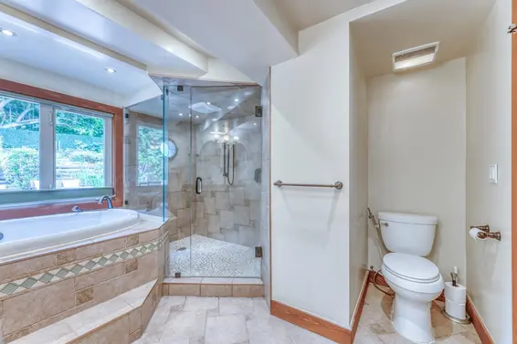 466 East Kings Road, North Vancouver For Sale - image 27