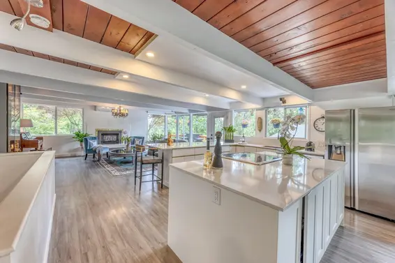 466 East Kings Road, North Vancouver For Sale - image 7