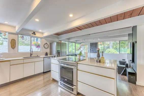 466 East Kings Road, North Vancouver For Sale - image 8