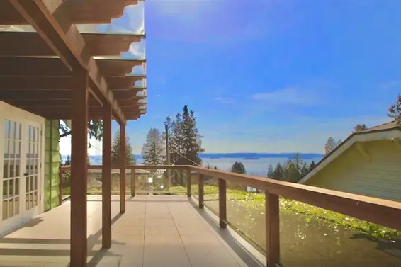2643 Lawson Avenue, West Vancouver