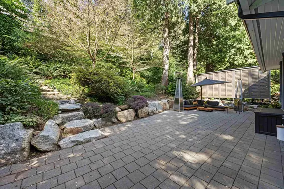 6524 Wellington Avenue, West Vancouver For Sale - image 22