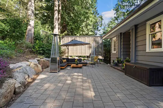 6524 Wellington Avenue, West Vancouver For Sale - image 23