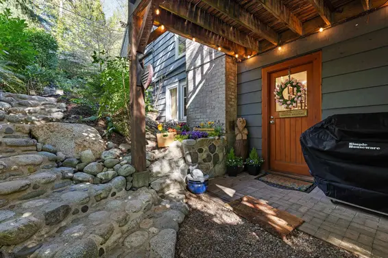 6524 Wellington Avenue, West Vancouver For Sale - image 26