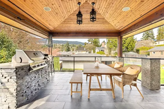 1031 Inglewood Avenue, West Vancouver For Sale - image 10