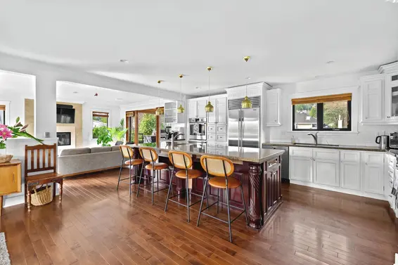 1031 Inglewood Avenue, West Vancouver For Sale - image 12