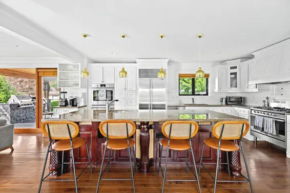 1031 Inglewood Avenue, West Vancouver For Sale - image 13