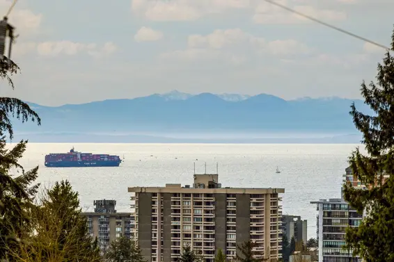 1031 Inglewood Avenue, West Vancouver For Sale - image 34