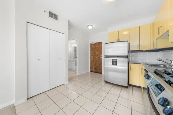 605 168 East Esplanade Avenue, North Vancouver For Sale - image 17