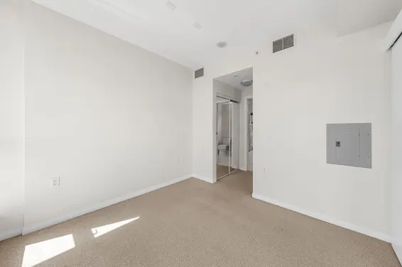 605 168 East Esplanade Avenue, North Vancouver For Sale - image 27