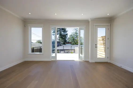 335 East 6Th Street, North Vancouver For Sale - image 18