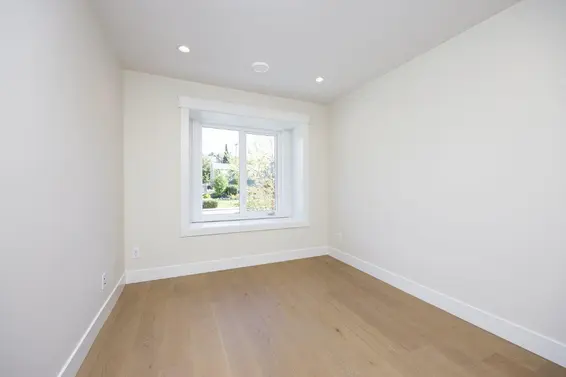 335 East 6Th Street, North Vancouver For Sale - image 31