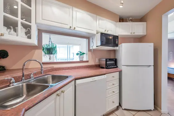 206 245 St. Davids Avenue, North Vancouver For Sale - image 11